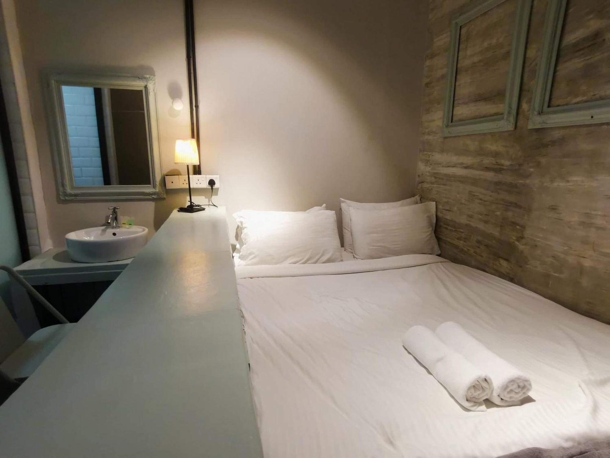 Kim Haus Loft Hotell George Town Exteriör bild