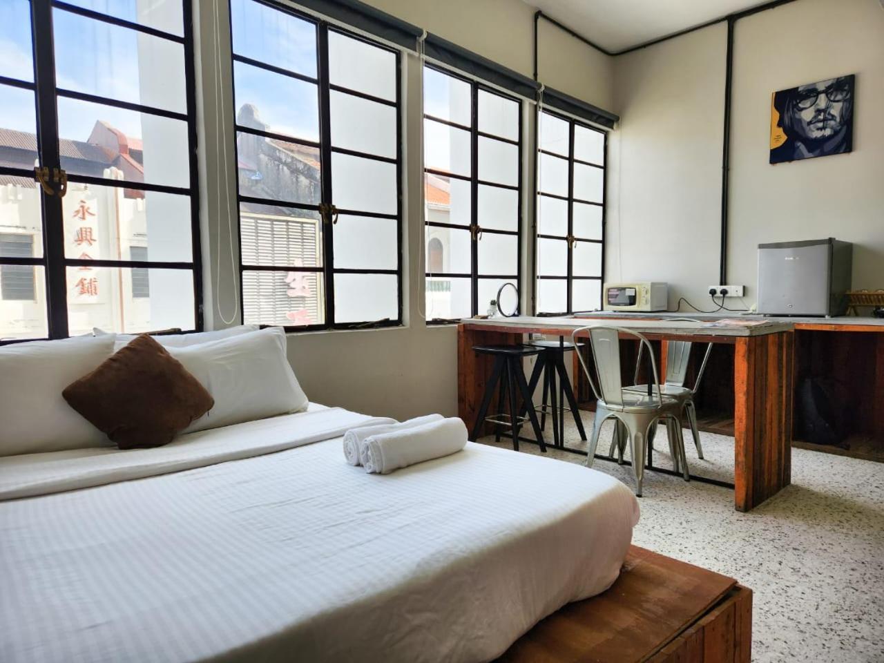 Kim Haus Loft Hotell George Town Exteriör bild